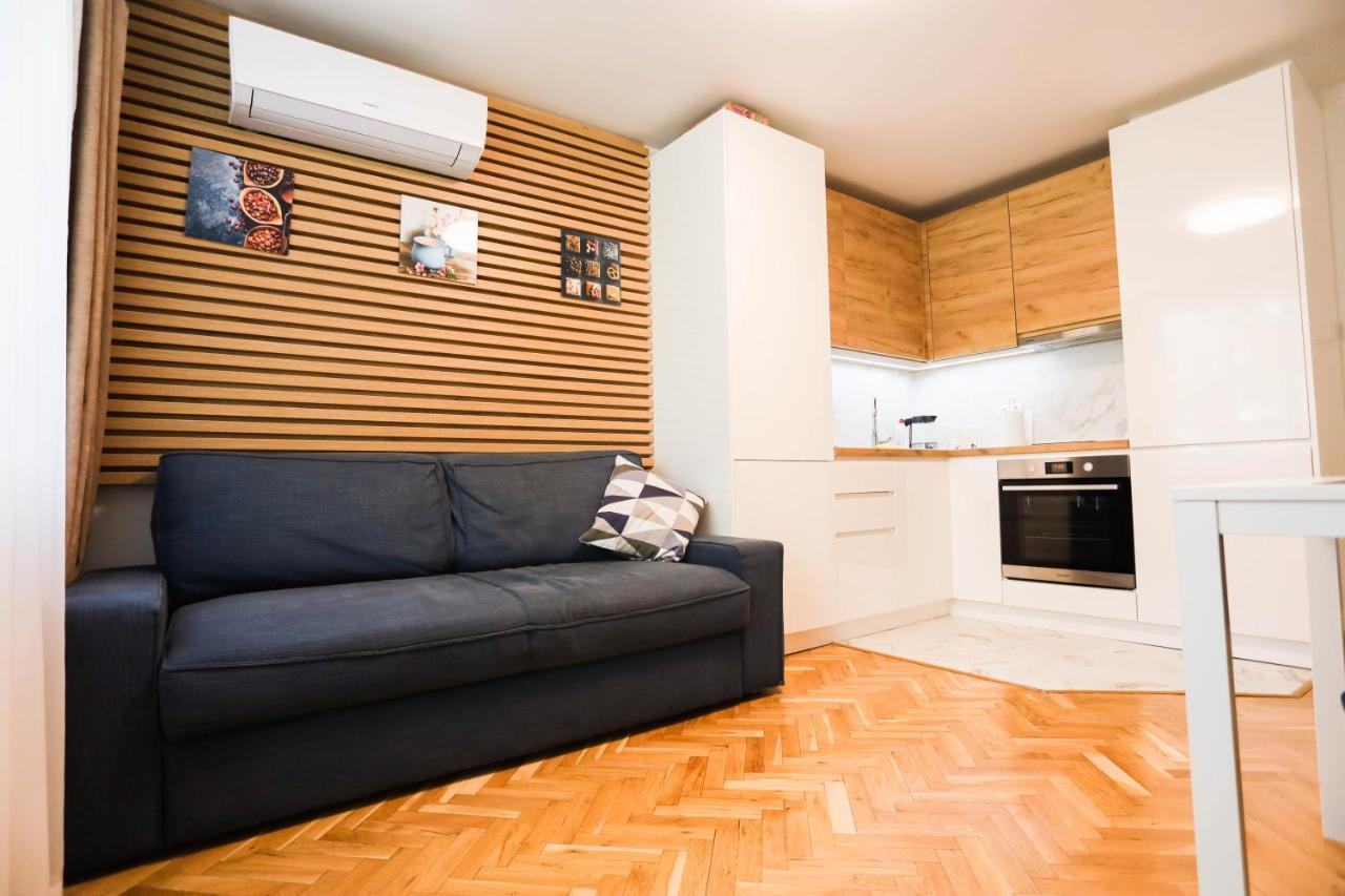 White Central Apartment 瓦爾納 外观 照片